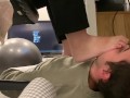 Girlfriend’s stinky feet smelled under desk