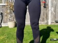 Little home workout in yoga pants