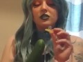 DEEPTHROATING A CUCMBER