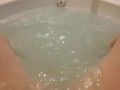 Quick piss in the bath