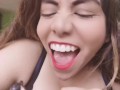 Giganta latina encoge a su novio (Trailer) Full 15min video en mi Only fans