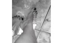 @tici_feet IG ticii feet washing & showing feet black toenails (preview)
