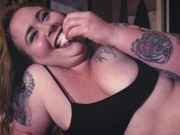 Lo-Fi Stoner BBW Goddess Golly Bells Slow-Mo Belly Play and Feeding