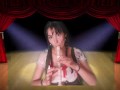 Une fille donne du plaisir avec sa bouche, girl give pleasure with her mouth