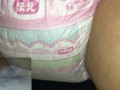 017 オヤスミマンにおもらし！膨らんだおむつ