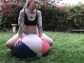 FREE PREVIEW - PAWG Outdoor Beachball Hump - Rem Sequence