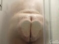 Superchub stuffs himself in tight shower