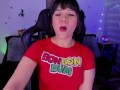 Lila jordan sopla bombas de chicle