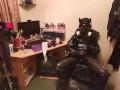 latex pig uses ass sweat as gasmask filters and edges to a ruined orgasm