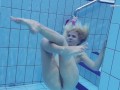 Elena Proklova spreading legs underwater