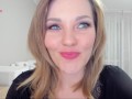 Giantess teasy talk to tiny man before eating
