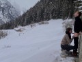 pour faire l'amour DANS LA NEIGE pendant une RANDONNÉE, plein air forêt et chant des oiseaux