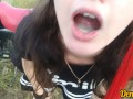прекрасная эмо школьница трахается на мотоцикле и сосёт член получает полный рот спермы