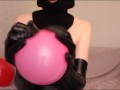 SKINNY GIRL IN LATEX BLOW BALLOONS / SQUEEZE AND PLAY WITH LATEX GLOVES / ASMR