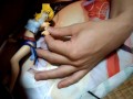 ジーパンタンクトップのスパロボリューネ・ゾルダークのフィギュアに大量ぶっかけオナニー
