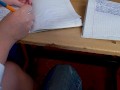 ОТСОСАЛА ПОД ПАРТОЙ ПРИ УЧИЛКЕ НА УРОКЕ! СЛИВ!