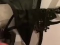 Ma copine veut que je mette du sperme dans sa culotte