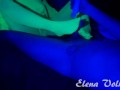 Deliciosa mamada y paja NEON