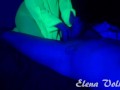 Deliciosa mamada y paja NEON