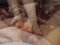 Крупным планом дрочка ногами от первого лица