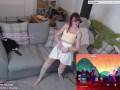 CUTE TWITCH STREAMER GIRL DANCING TO SHAKIRA (SHYPHOEBE)