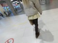 Petite Girl Flashing Pussy under miniskirt in mall (Risky Upskirt)