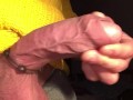 Giocare con il cazzo e guardare le mie grosse vene