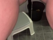 peeing in a glass, a powerful stream