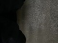 隠れておしっこ
