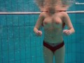 Czech chick Vesta enters swimming pool naked