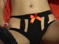 mi piace farmi sborrare sui piedi! POV sega con i piedi! Jenny Pink