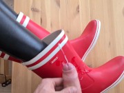Cum on red rubberboots