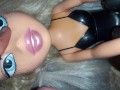 Me la mama con sus enormes labios de puta
