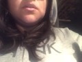 Latina fumando para ti