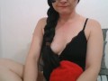 Do you want to play with my little feet?- Quer brincar com meus pezinhos?