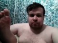 Артем сам себе дрочит ногами лижет ноги self suck autofellatio self footjob