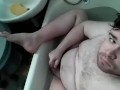 Артем сам себе дрочит ногами лижет ноги self suck autofellatio self footjob