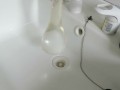 洗面所でコンドームに水を入れたら破裂した