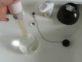 洗面所でコンドームに水を入れたら破裂した