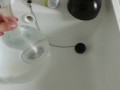 洗面所でコンドームに水を入れたら破裂した