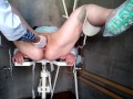 Washing the vagina on the gynecological chair