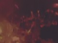 PAREJA DE 18 AÑOS FOLLANDO DURO EN MITAD DE UN BOSQUE ABANDONADO EN LA NOCHE