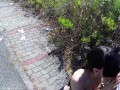 Dopo la corsa e il workout mi faccio sborrare in faccia nel parcheggio da un guardone fortunato