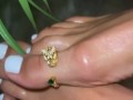 Liannas Sexy Oily Stripper Feet Sprinkled with Glitter