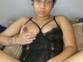 Solo female playing with fatpussy