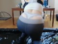 Girl in tight yoga pants pissing