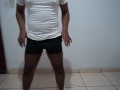 Striptease amador, homem peludo com seu grande pau