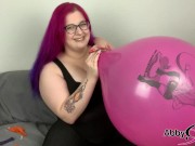 Deutsche Gothic BBW Looner video: Blow to Pop Miss Snapback Ballons