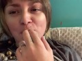 Super horny babe Fingering her wet Pussy