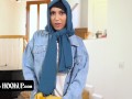 Curious Perfect Assed Muslim Beauty With Hijab Gets Her Tight Pussy Pounded By Horny Instructor